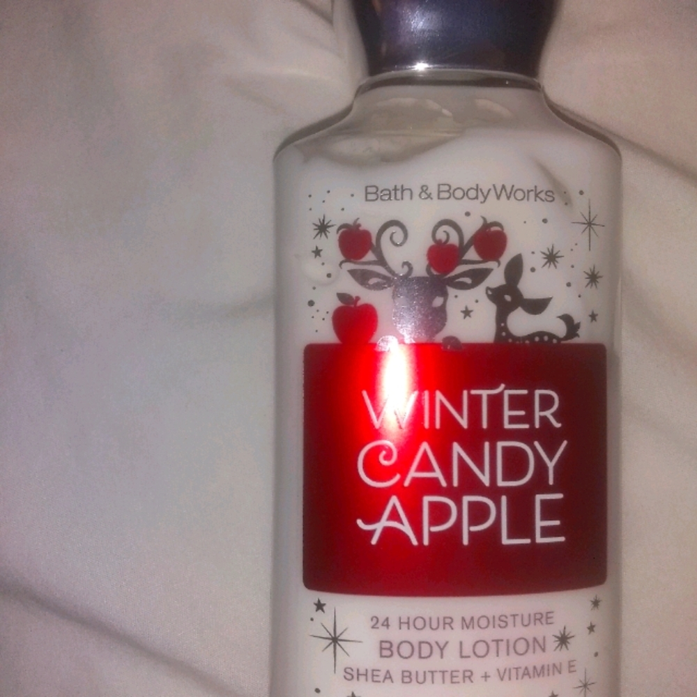 Bath & Body Works Winter Candy Apple 🍎 Lotion